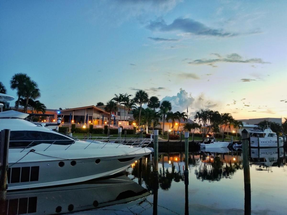 Luxury Private Beach Water-Side Ocean Baby Escape!! Apartment Pompano Beach Ngoại thất bức ảnh